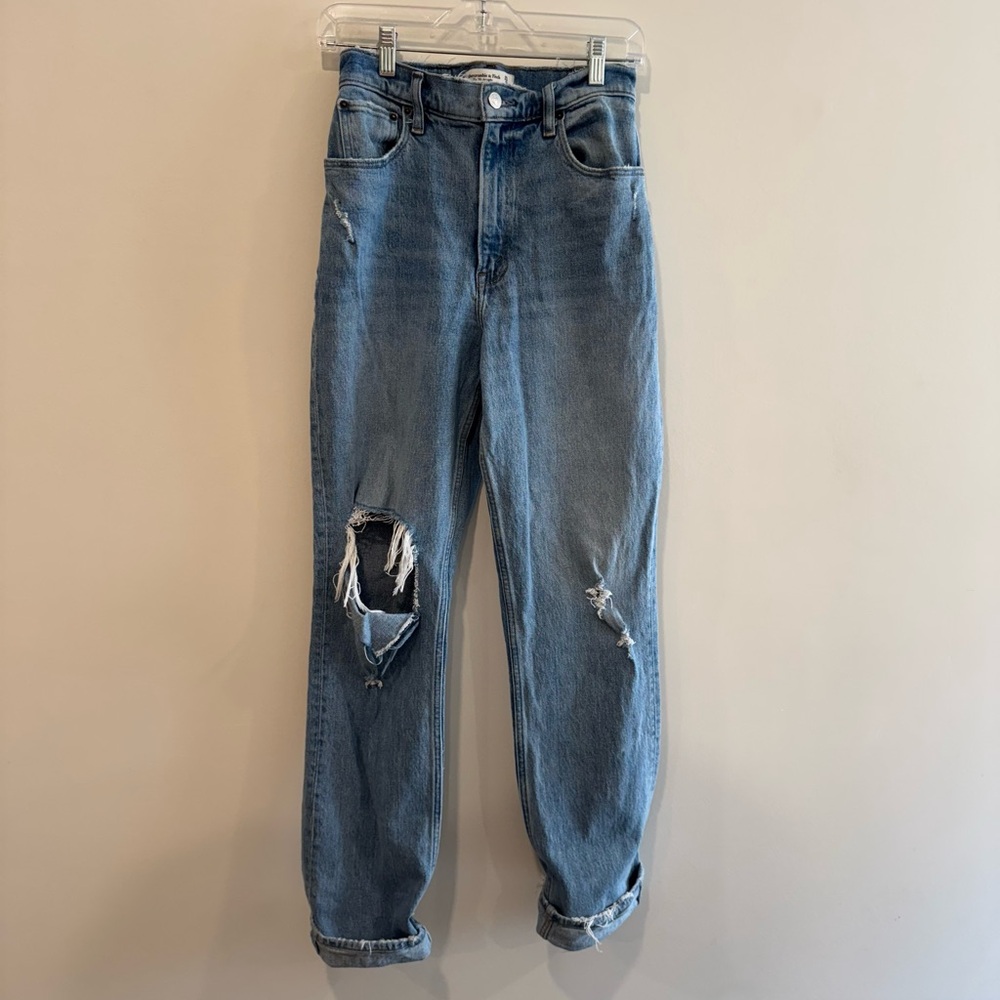 Abercrombie & Fitch The 90’s Straight Ultra High Rise Curve Love Jeans Size 25